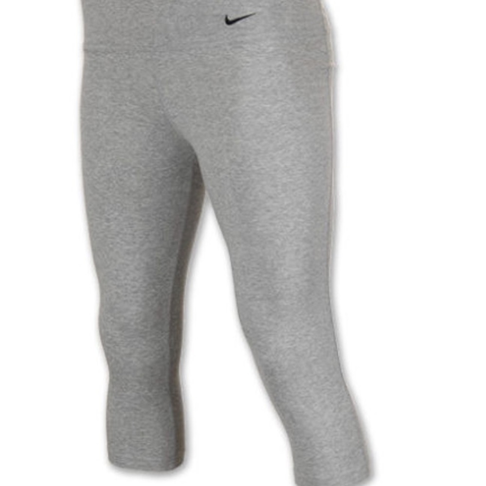 Grey Nike Dri-fit crops